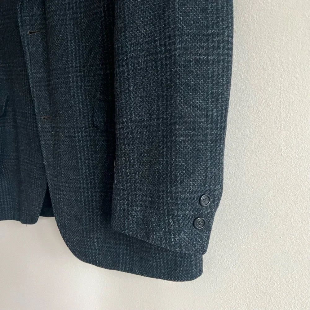Ivy Trad 3/2 Roll Navy Plaid Wool Sportscoat - Picture 9 of 9